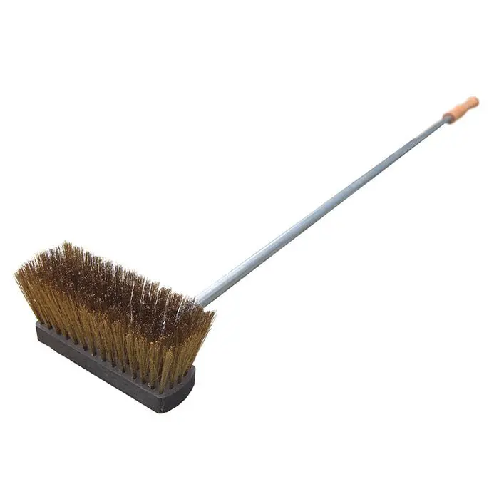 Fontana Oven Cleaning Brush For Wood-Fired Pizzas 1