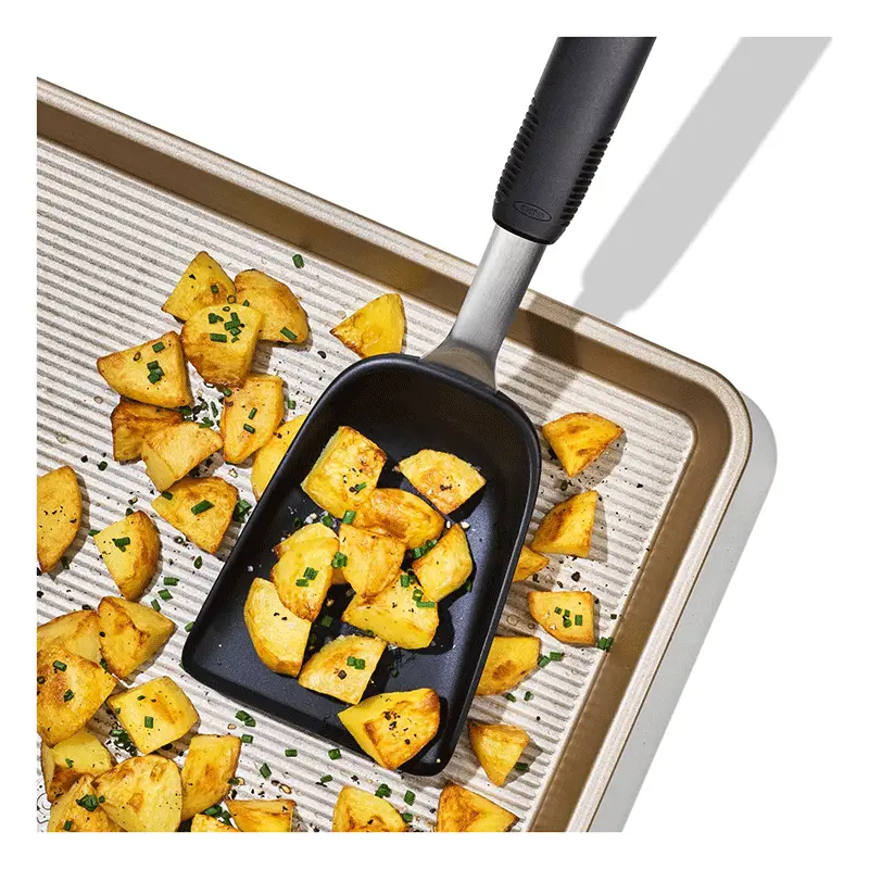 Oxo Good Grips Sheet Pan Scoop – Non-Slip Edge Tool 1