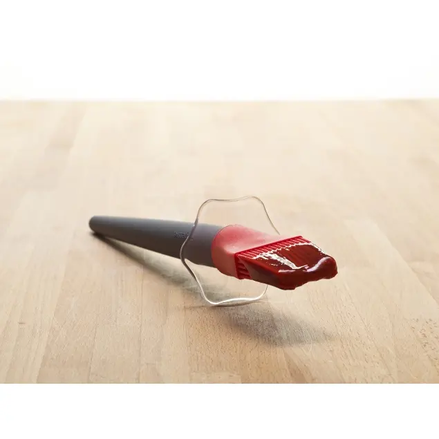 Progressive Silicone Basting Brush With Drip-Resistant Handle 1