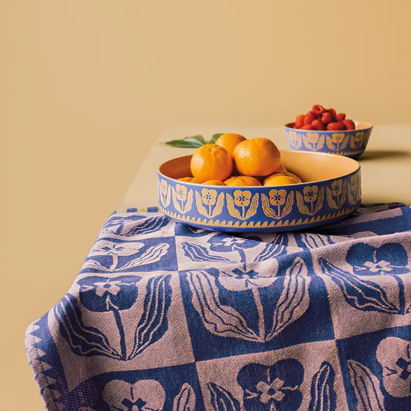 Teppi Imprint Serving Bowl – Modern Textured Ceramic Centerpiece 1